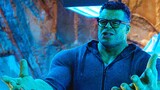 Hulk menangis ketika dia berkata, "Kamu tidak perlu bertarung dengan kepribadian lain selama sepuluh