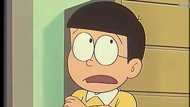 Nobita: Aku kasihan padamu. Bu, bolehkah aku memberimu senjata ini?