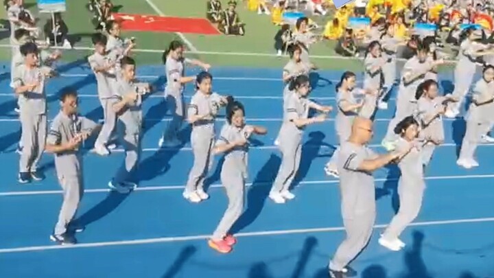 【snap shoot】This youthful and energetic song is perfect for sports meets! It is my top 1 song for th