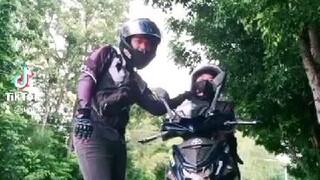 sasayawan daw nya ako .😍😊
