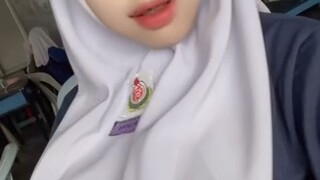 Awek sekolah sutama