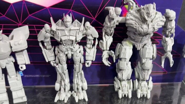 超多新品！YOLOPARK 2024塞伯坦年会展台一览
