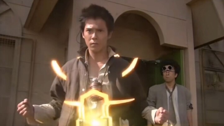 Keitaro is not incompetent, he just pressed the wrong transformation code! Kamen Rider Caesar, the m