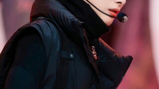 Those who say he is ugly should come and appreciate this candid shot