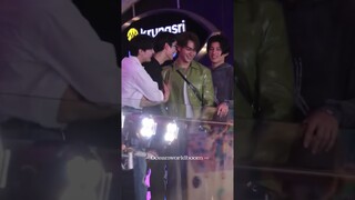 หวงแหละ​ #forcebook #ฟอสบุ๊ค #บุ๊คกษิดิ์เดช #ฟอสจิรัชพงศ์ #ชอร์กะเชร์คู่กันต์abossandababy