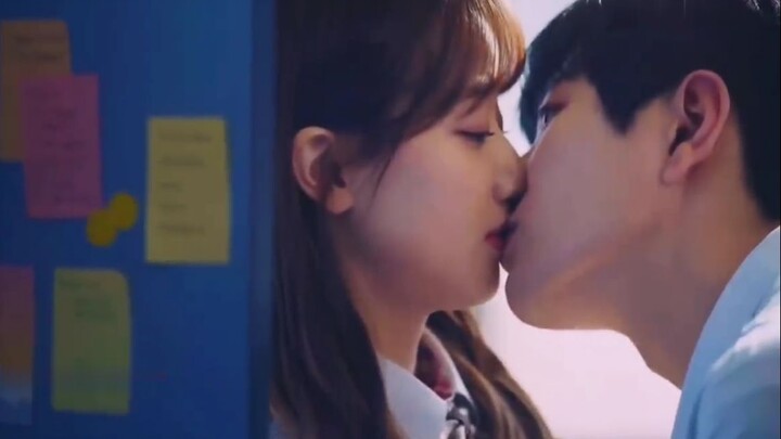【K-Drama】The Hottest Guy In School Suddenly Wants to Kiss Me