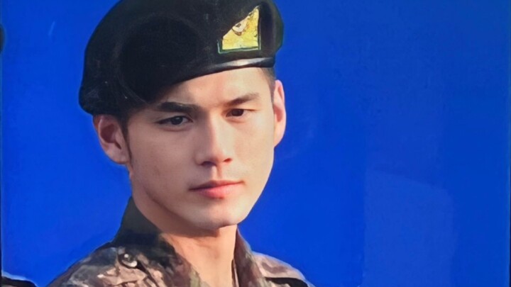 【องซองอู】ฉันได้ยินมาว่ามีนักแสดงที่ทำงานเป็นไอดอลในกองทัพ?