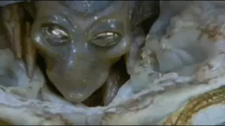 [Alien] Terrible! The Alien Has Revived