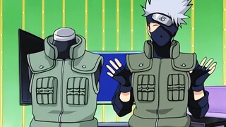 Dalam film pendek di akhir film, Kakashi memperkenalkan shuriken dahi dan barang-barang kecil lainny