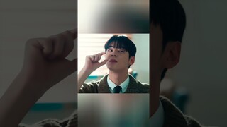 He is doing the same thing to get back her memories | A good day to be a dog | short #shorts #kdrama