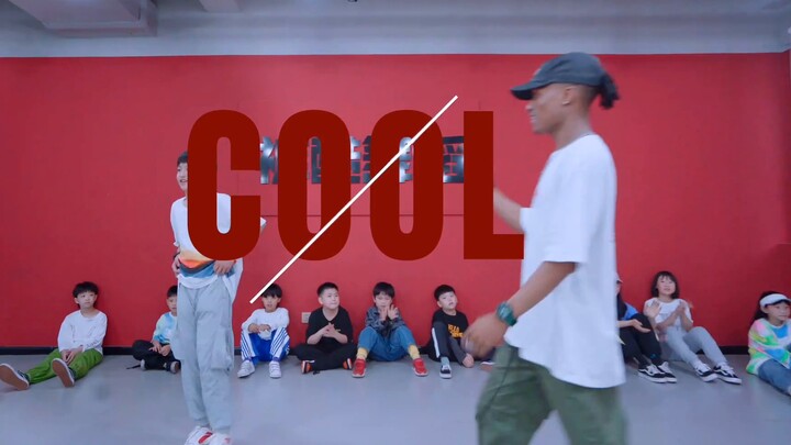 Pants Cool Dance||ครูกาก้า & มู่จื้อเฉิง