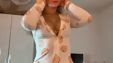 Peaches 🍑