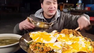 Cùng xem thánh ăn Hàn quốc mukbang một chảo cơm trộn siêu to #mukbang #ASMR