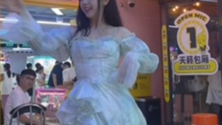 Fairy dress with high heels, dance machine Nobody