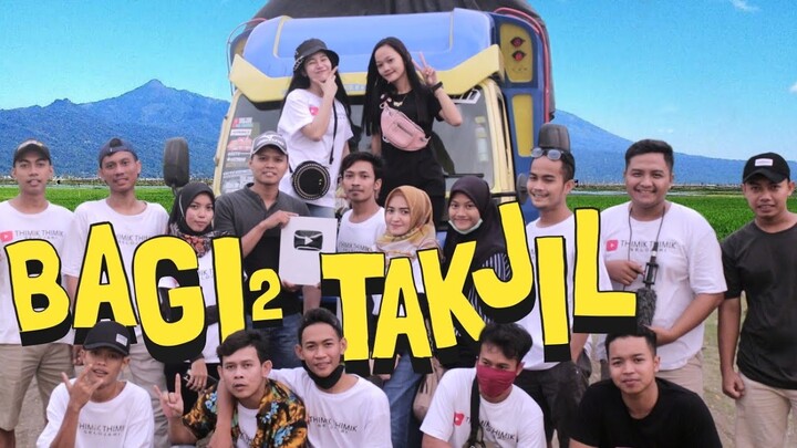 Bagi Bagi Takjil with Cahyaniryn di depan SPBU MULIA KLAMBU - Berbagi itu indah