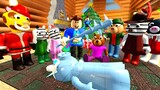 NEW ROBLOX PIGGY WINTER HOLIDAY EVENT with DOGGY! Escape The Christmas Map