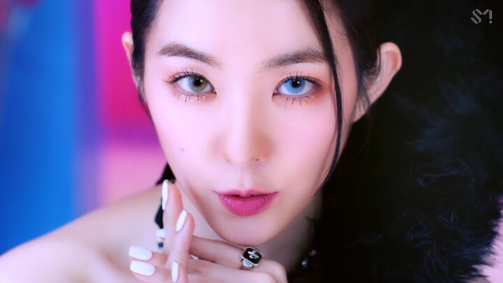 Red Velvet (레드벨벳) - Irene Queendom MV Cut ᴴᴰ