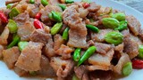 หมูสามชั้นผัดกะปิ หอม นุ่ม ละลายในปาก อร่อยเกินคำบรรยาย ทำกินเองได้ที่บ้าน