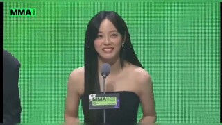 Kim Sejeong and Ahn Hyoseop as Award Presenter at the ‘2022 Melon Music Awards’