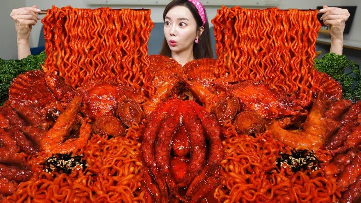 ë¶ˆë‹­ ðŸ”¥ ë¬¸ì–´ ë‚™ì§€ í•´ë¬¼ ë³¶ì�Œë©´ ðŸ�™ Spicy Buldak Sauce Octopus Seafood Boil & Korean Ramen Mukbang ASMR Ssoyoung