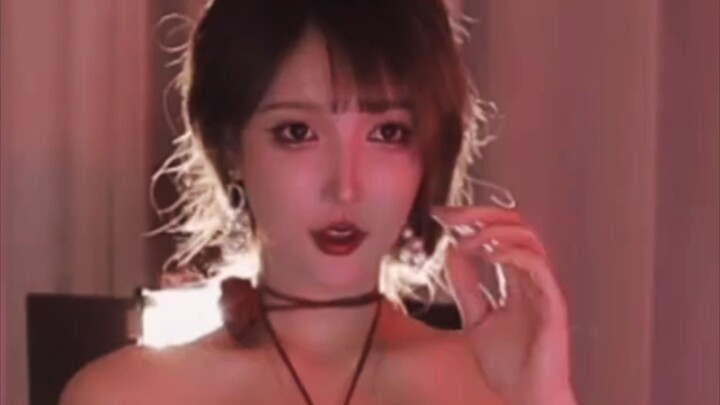 เต้นเซ็กซี่ของมินะ (1)