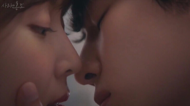 [Remix]kissing scene of Lee Jong Suk&Park Shin Hye in <PINOCCHIO>