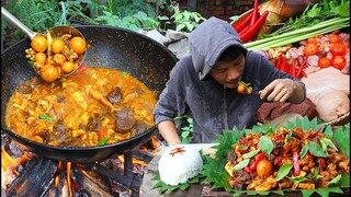 Cooking Curry Chicken Recipe -  Cook Chicken Breast with Red Duck Eggs Stir Hot Basil Eating Yummy