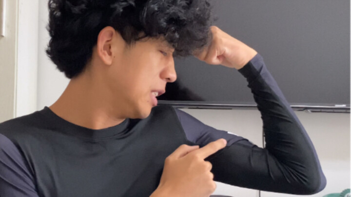 Look at this male biceps
