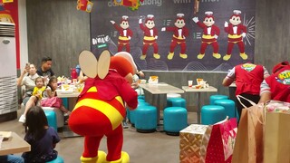 Jollibee 🥰