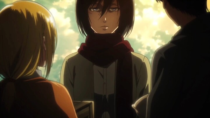 Mikasa is so angry that she has the same eye-catching eyes as Levi's