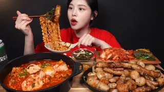SUB)맵칼한 순두부열라면에 통곱창 막창 대창 먹방!🔥(ft.맥주🍺) Ramyeon with Various Types of Grilled Intestines Mukbang Asmr