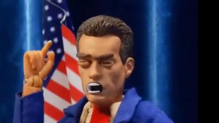 【Robot Chicken】Governor Schwarzenegger cracks down on illegal immigration