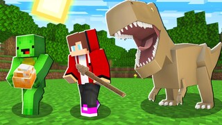 WE ARE IN THE AGE OF DINOSAURS IN MINECRAFT! MAIZEN JJ and MIKEY SURVIVAL!