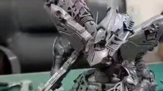 [Ahead of Bandai?] Domestic RG Nightingale Gundam? Gray model picture revealed!