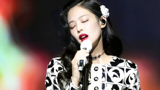 Lyrical version of You&me, so good at singing! JENNIE's latest Chanel event