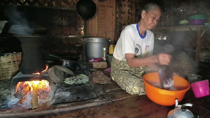 NGARIH. BIKIN NASI KUKUS KHAS SUNDA ‼️ kehidupanku di kampung. pedesaan Indonesia, Cianjur selatan