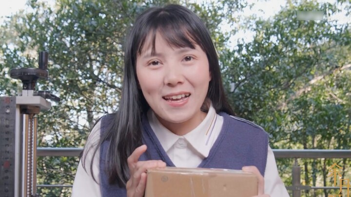 [Genshin Impact] When you used gems and 18k gold to make Yula’s Ice God’s Eye, Amber agreed after se