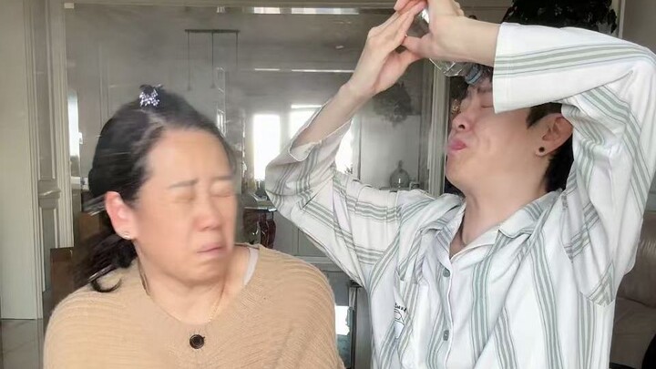 แม่โจมตีน้ำ