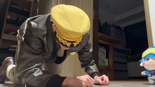 Sehat! MacArthur berfantasi lagi. Dia tidak tahu apakah dia Natsuki Subaru, Itsuka Shidou, atau Kami