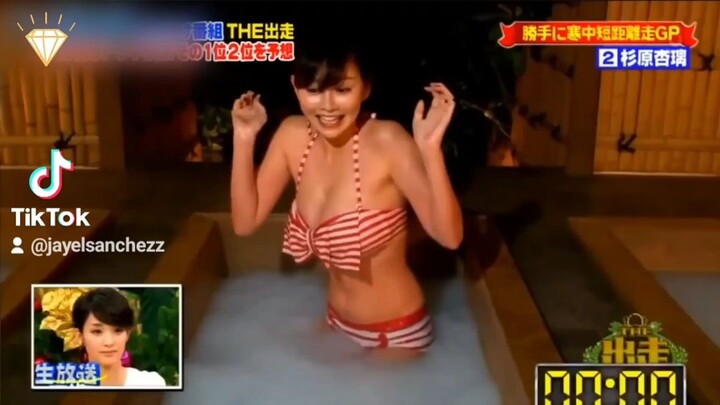 Funny japanese girls pranks 🤣