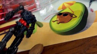 Cara menambahkan tekstur metalik matte pada mainan plastik