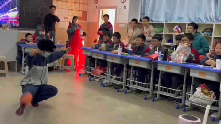 Kehidupan yang sangat kejam! Suka Bulie! ! ! Edisi Peningkatan Terakhir Tarian Prajurit! Keahlian un