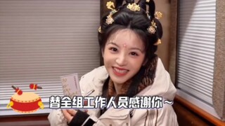 《子夜归》全员手写新春愿望 听说还有神秘人帮忙实现 想想就开心得压不住嘴角了 ｜许凯｜田曦薇｜王佳怡｜易大千｜范诗然｜单敬尧