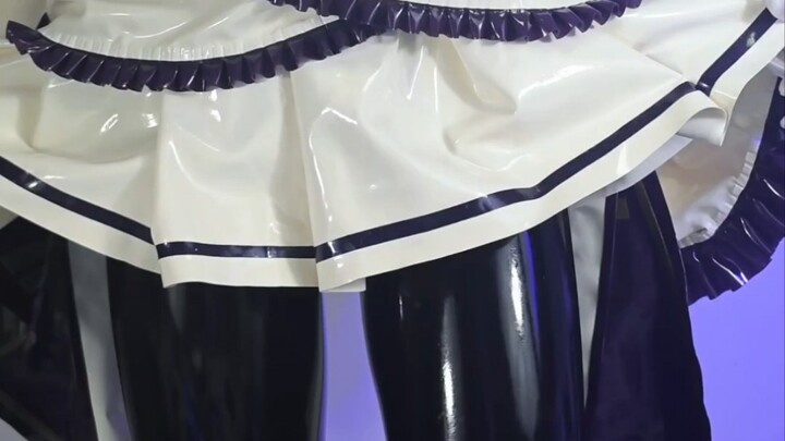 Subaru-kun, do you still like the blackened latex Emilia?