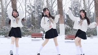 在雪地元气跳啦！染上你的颜色