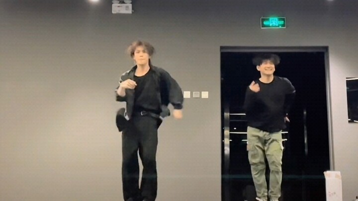 Wang Chenyi & Han Yu "Your Smile"