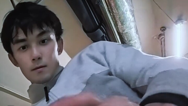 Wu Lei vlog｜Decided to watch the sunrise at 2 a.m.