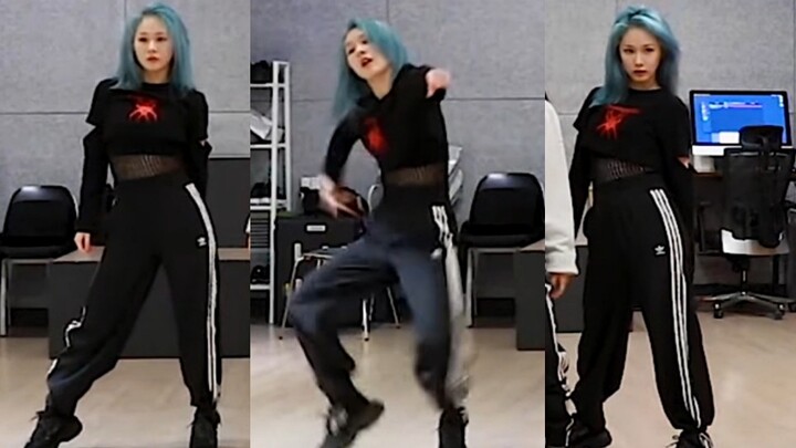 No one can watch without calling me husband｜EVERGLOW FIRST practice room homemade MIA straight shot 