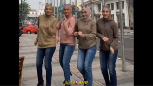 Jilbab Cantik, Hijab Cantik, Gadis Manis, Wanita Cantik, Hijaber, Jilbaber Cantik