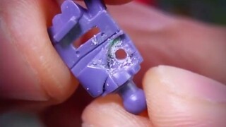 Gunpla lại bị hỏng nữa à? Đống đổ nát hình bàn tay của Zaku có thể dễ dàng sửa chữa!